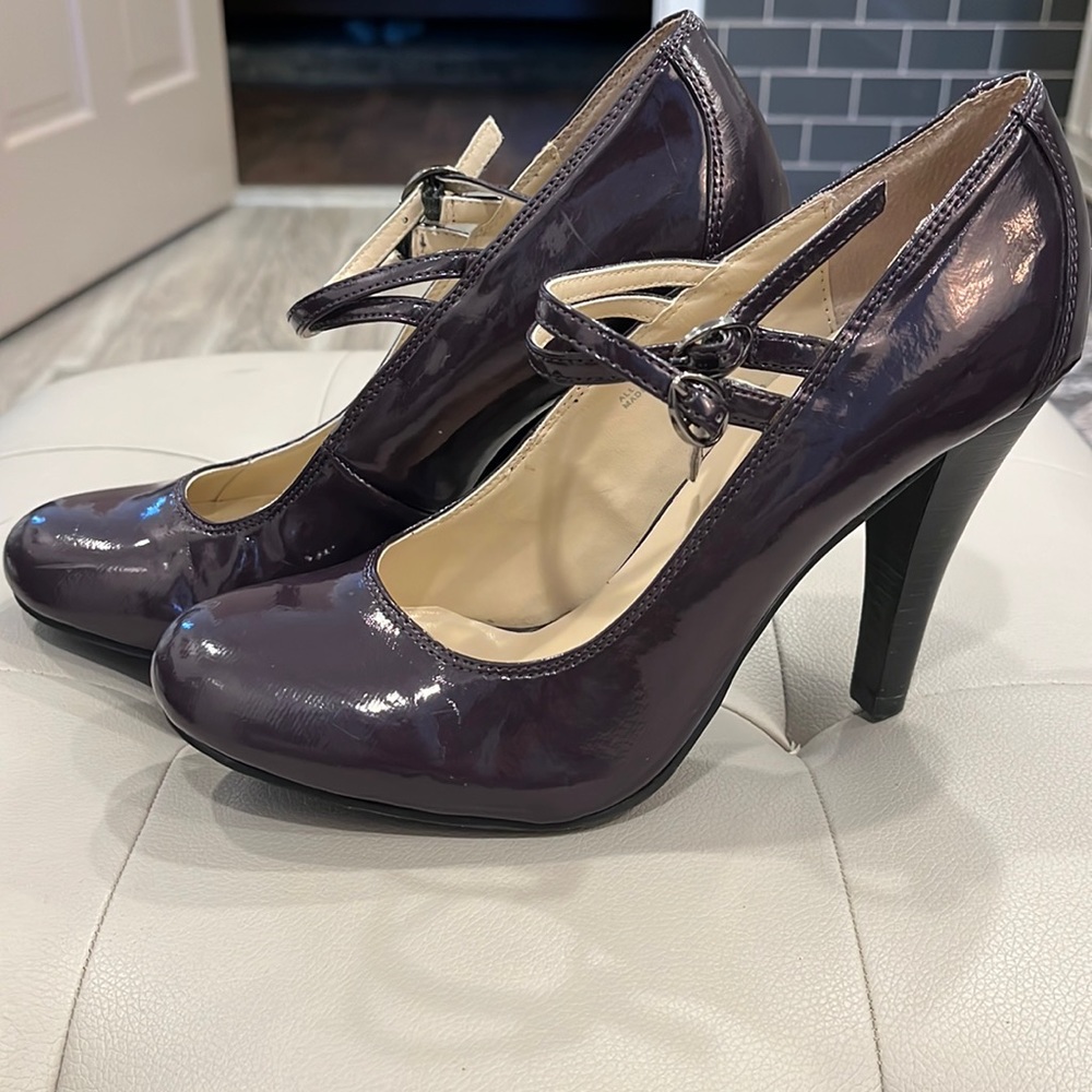 Gabriella Rocha plum colored 4 inch heels. Excellent condition!